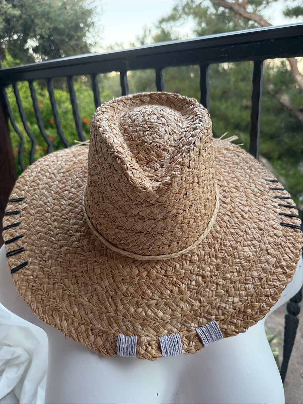 NWT Sun Hat Straw golden-tan 100% paper hand Stitching details OS rancher floppy